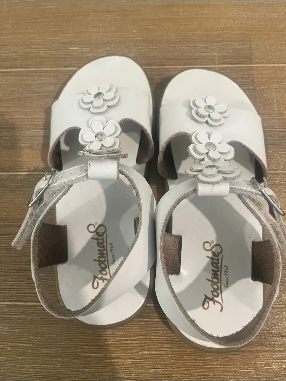 FootMates White Floral T-Strap Kids Sandals
